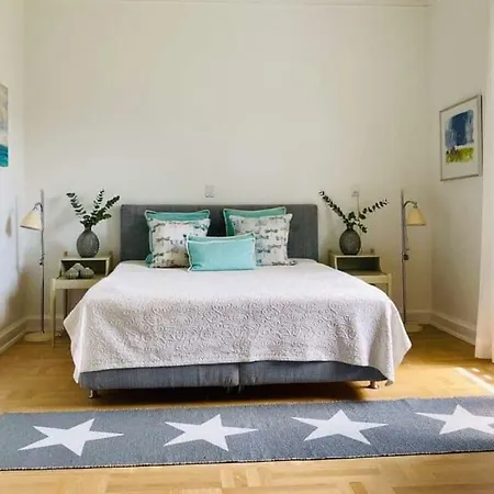 Lille Strandhotel Bed and breakfast *